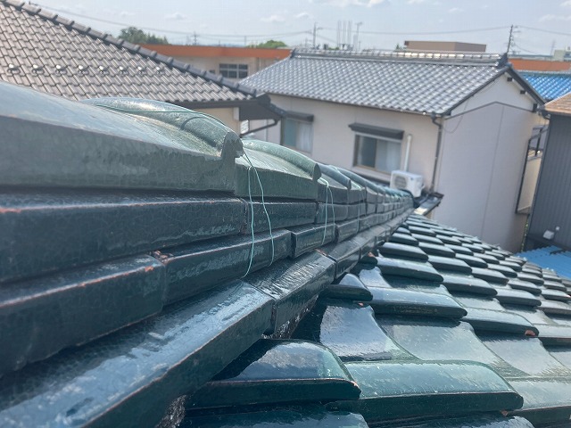 歪みが発生している棟